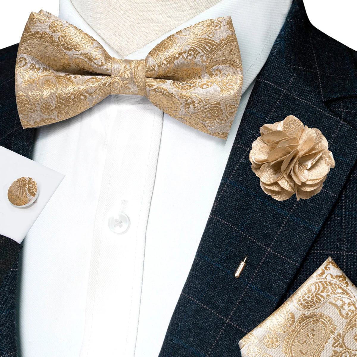 Bow Tie Gift Set: Bow Tie, Pocket Square & Cufflinks